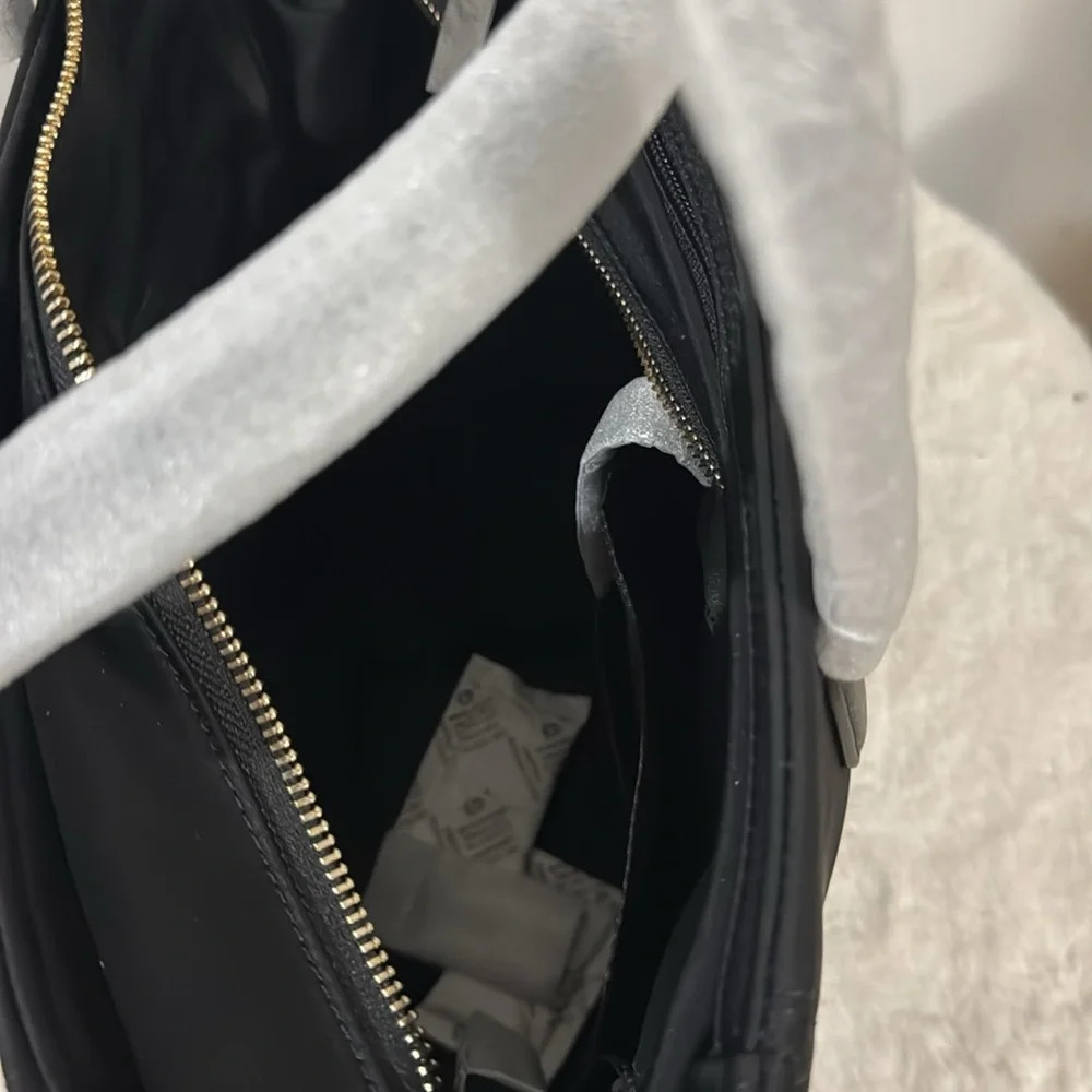 NWT Kate Spade Medium Chelsea Satchel Black Nylon Gold Tone Hardware. - Picture 6 of 7